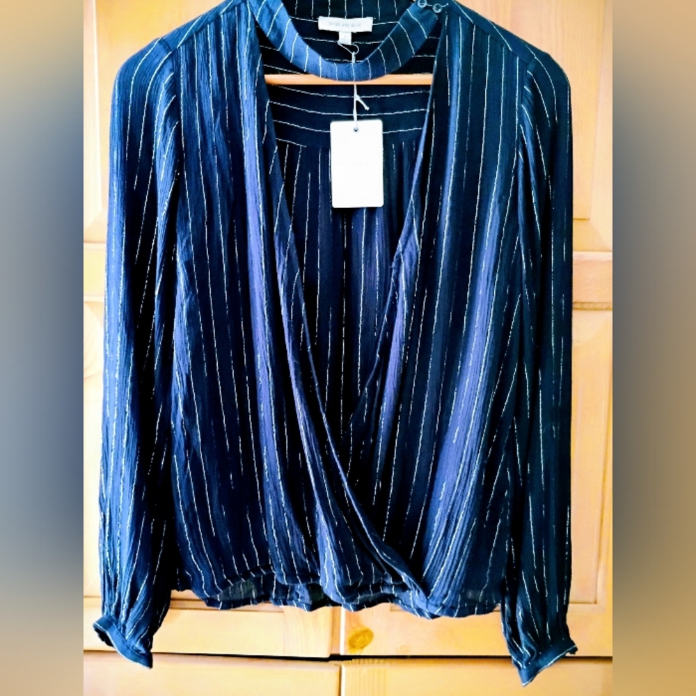 Skye's Blue Wrap Waist Blouse Dark Blue and Silver threads Size Small NWT - Picture 2 of 7